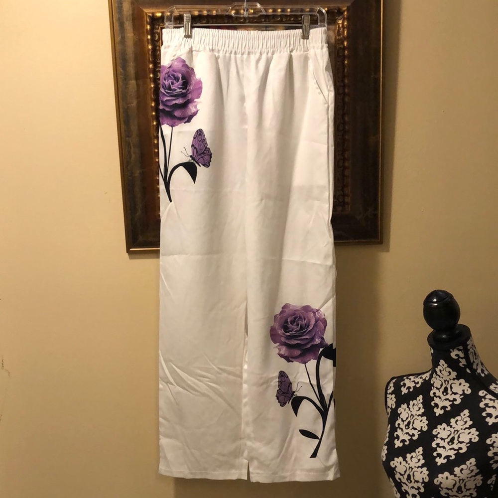 Large Floral butterflies high elastic waist pockets lightweight faux silk pants